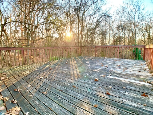 Building Photo - 30 Bunker Hill Rd