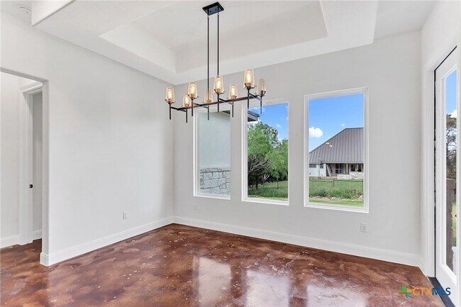 Building Photo - 102 Prairie