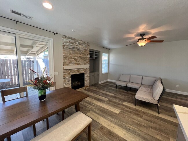 Building Photo - 4-bedroom single story in Sylvan School Di...