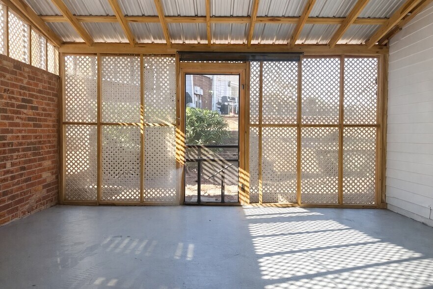 Building Photo - 2317 Patriot Way