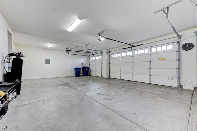 Building Photo - 7572 Mount Spokane Ct
