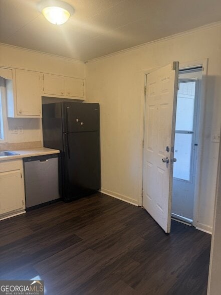 Building Photo - 44 Armstead Dr