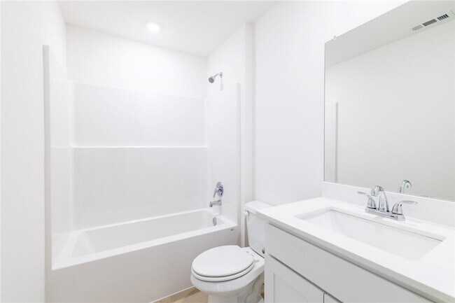 Building Photo - 581 Crystal Drive