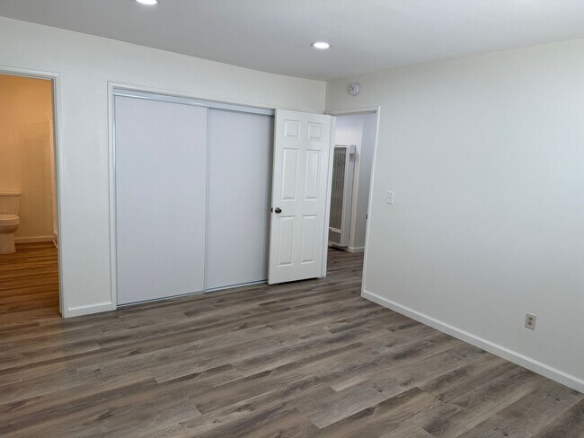 Building Photo - 4738 Elderwood Ct