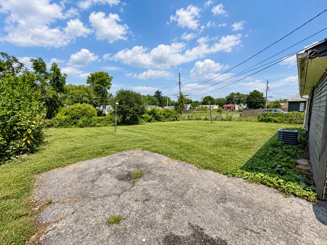 Building Photo - 3116 Houston Dr