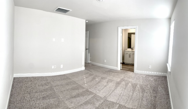 Building Photo - 4550 Skywood Ln