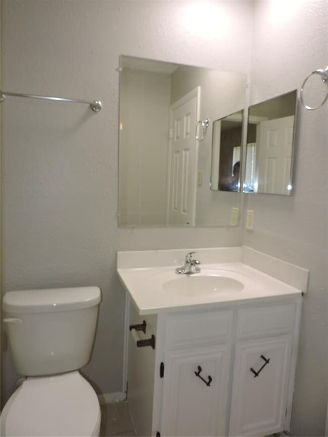 Building Photo - 8509 Fathom Cir