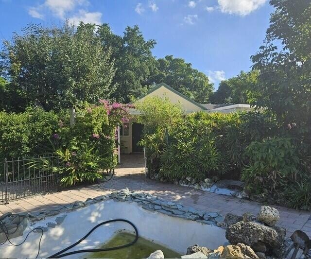 Building Photo - 1943 Kirk Rd