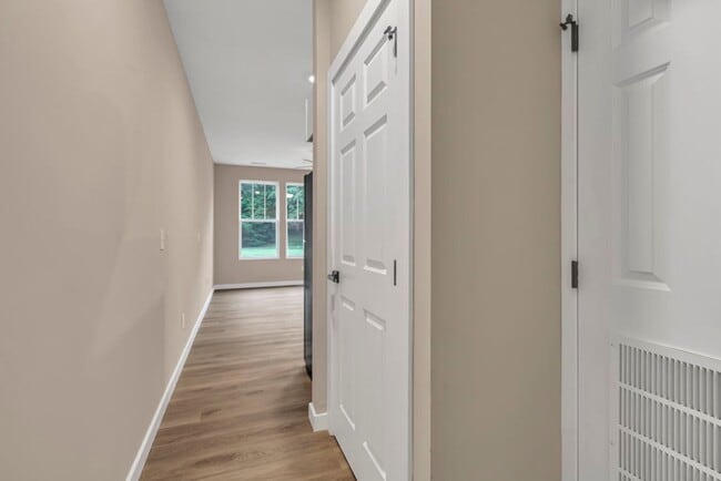 Interior Photo - Willa Mountain Apartments