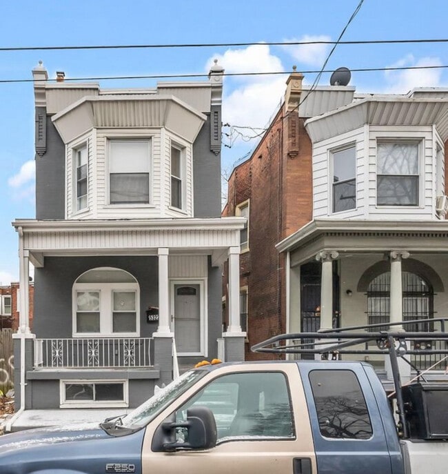 Building Photo - 5322 Spruce St
