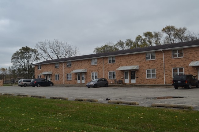 Primary Photo - Bennett Street Townhomes