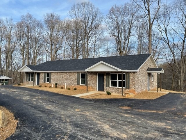 Building Photo - 69 McMurtry Rd