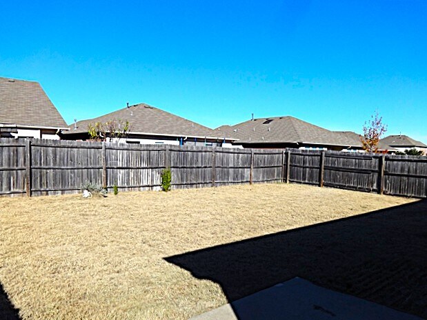 Building Photo - 6424 Payton Dr