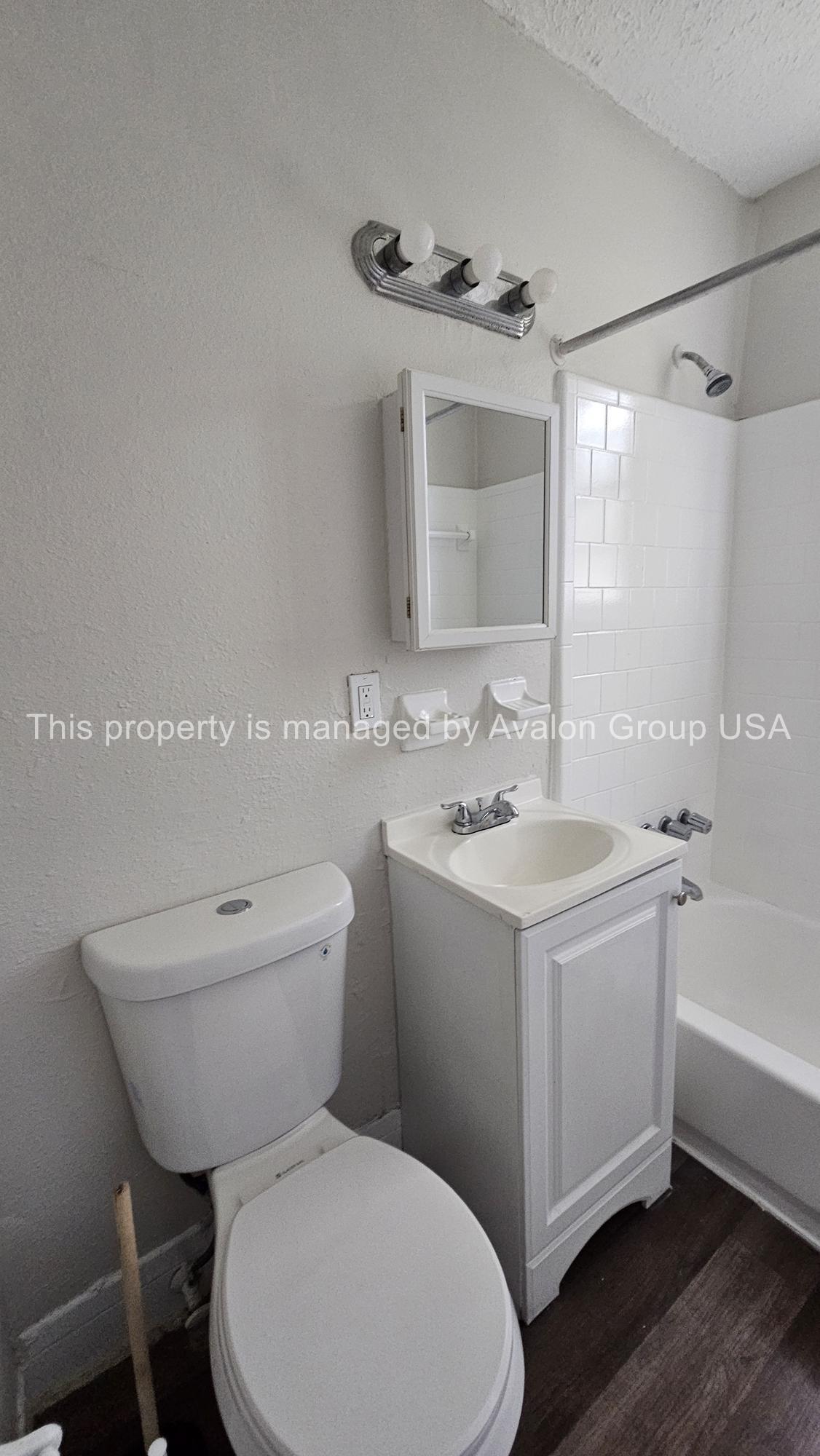 Building Photo - 1716 Whitner St