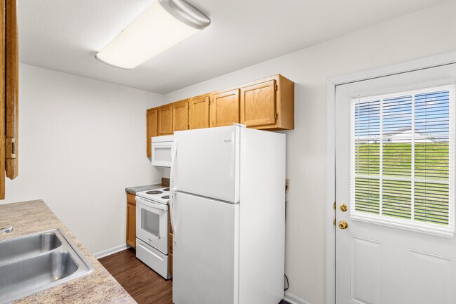 Building Photo - 3517 Prescott Dr