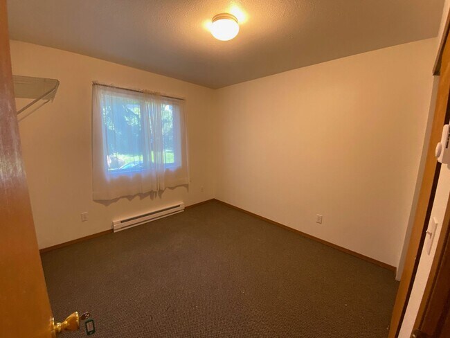 Building Photo - 607 Taylor