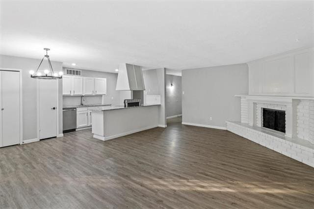 Building Photo - 519 Windsor Dr