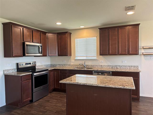 Building Photo - 1513 Waggoner Dr