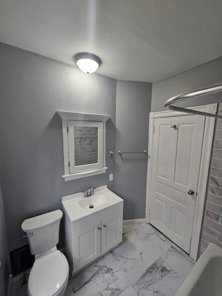 Building Photo - 1650 Mineral Spring Rd