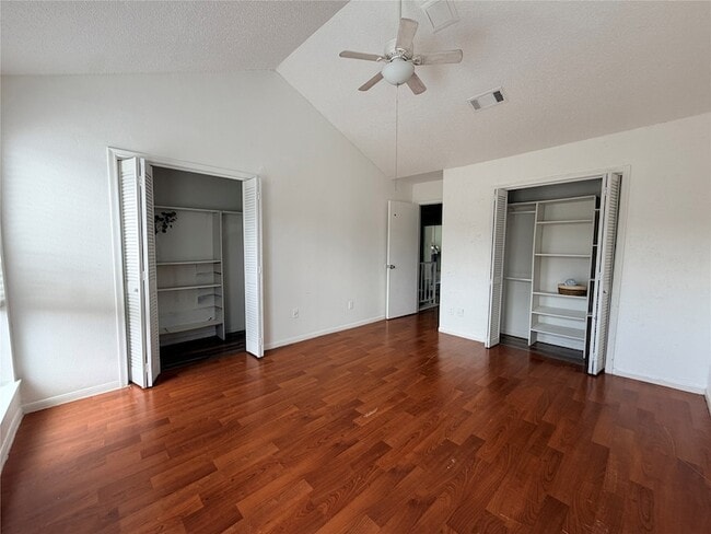 Building Photo - 7700 Creekbend Dr