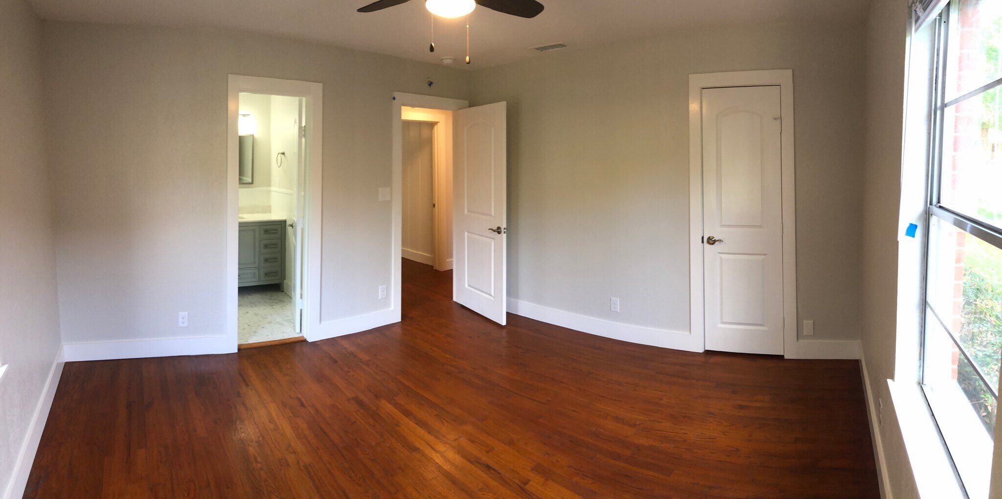Building Photo - 1409 Glenrose St