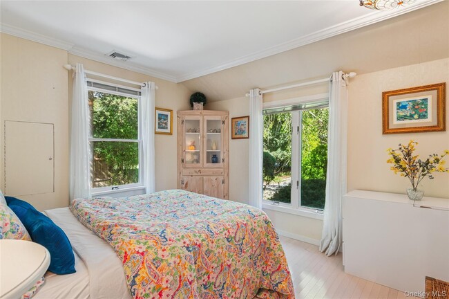 Building Photo - 35 Halsey Rd