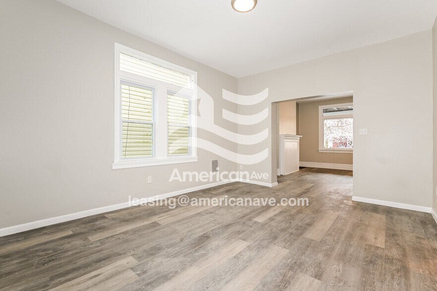 Building Photo - 519 McClintock Ave