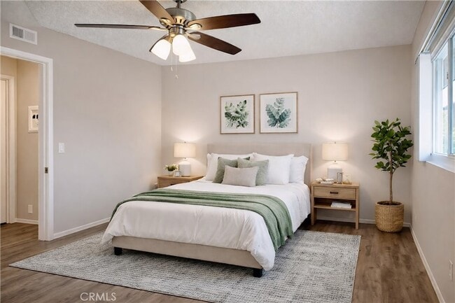 Building Photo - 15641 Tustin Village Way