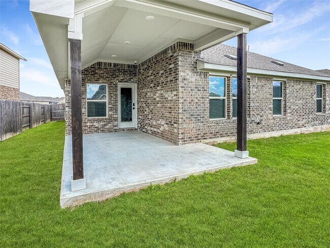 Building Photo - 126 Acacia Pass