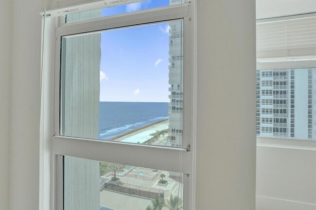 Building Photo - 1360 S Ocean Blvd
