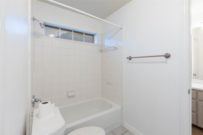 Building Photo - 3731 Charter Dr