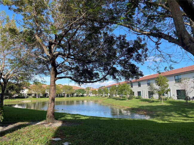 Building Photo - 4130 Napoli Lake Dr