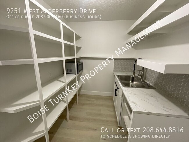 Building Photo - 9251 W Alderberry Dr
