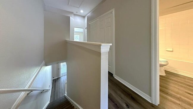 Building Photo - 9828 Fan Palm Way