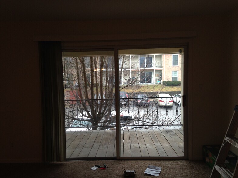Building Photo - 809 Highwood Dr