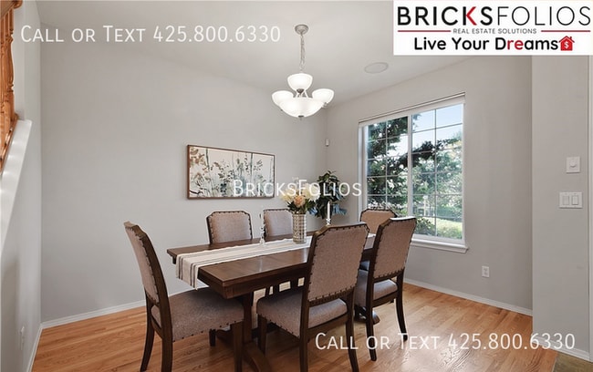 Building Photo - Welcoming Home in Bothell, Ideal for Relax...