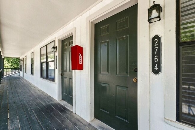 Building Photo - 2764 N Barcelona Ave
