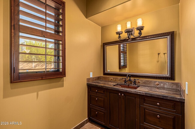 Building Photo - 8406 E Calle Buena Vista