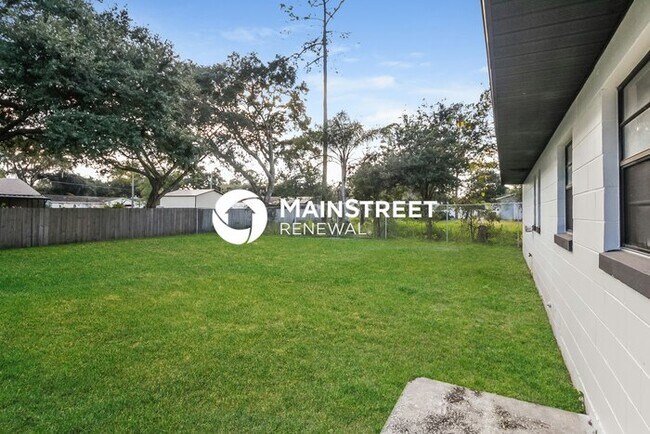 Building Photo - 3 Bedroom Pet-Friendly Home in St. Cloud, FL with Main Street Renewal