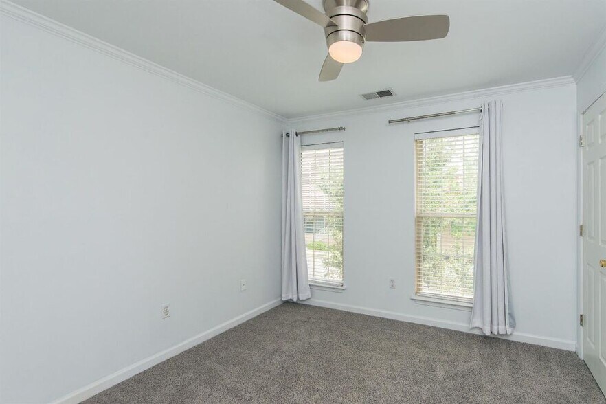 Bedroom 3 - 415 Marquis Ave