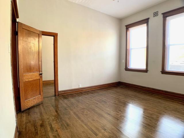 Building Photo - 3 bedroom in Chicago IL 60623