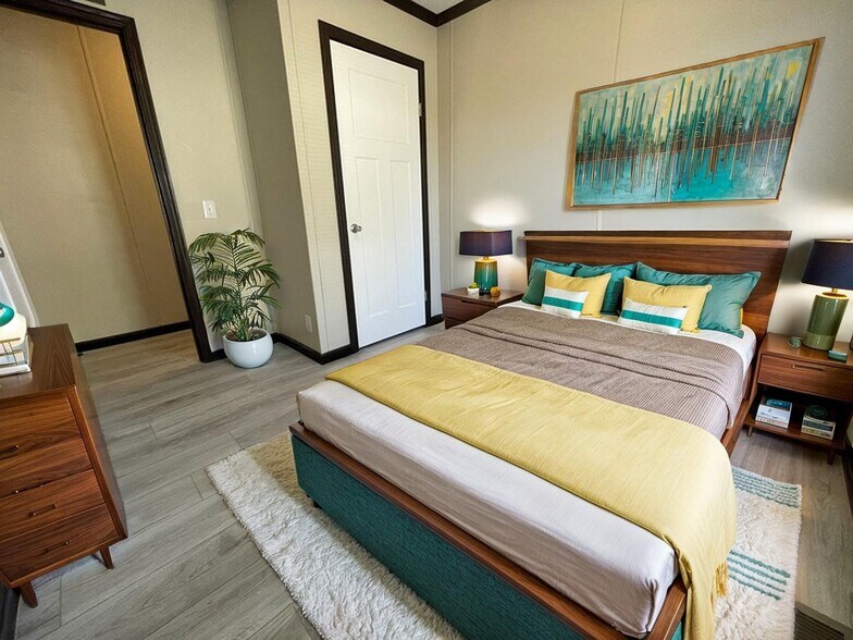 Building Photo - 15861 Marentette Dr