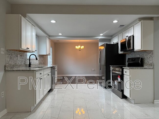 Building Photo - 9806 Ambler Ln