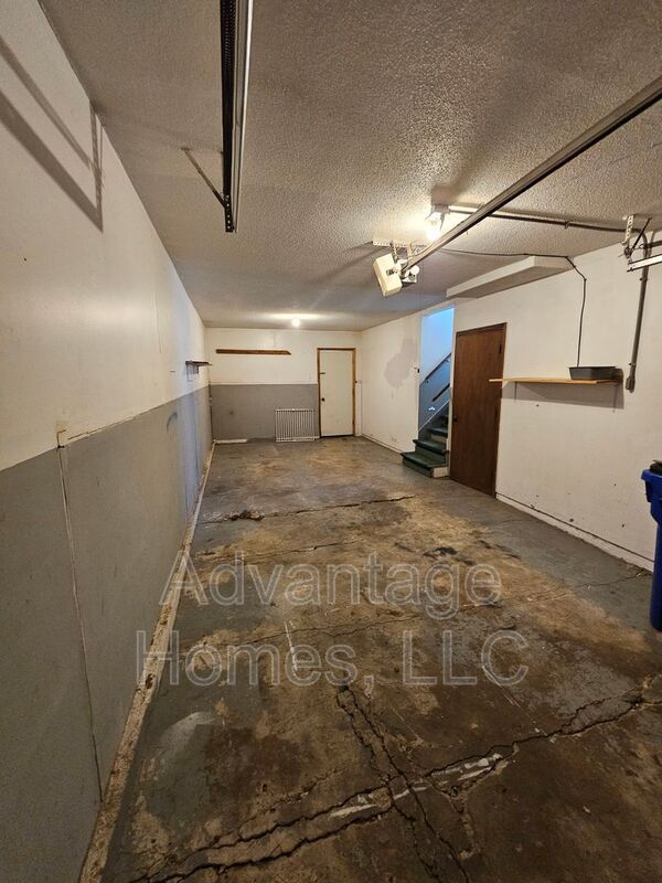 Building Photo - 223 N Clinton St