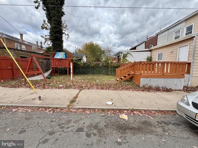 Building Photo - 131 Columbus Ave