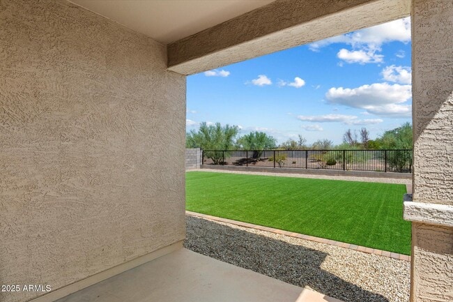 Building Photo - 17626 W Paraiso Dr