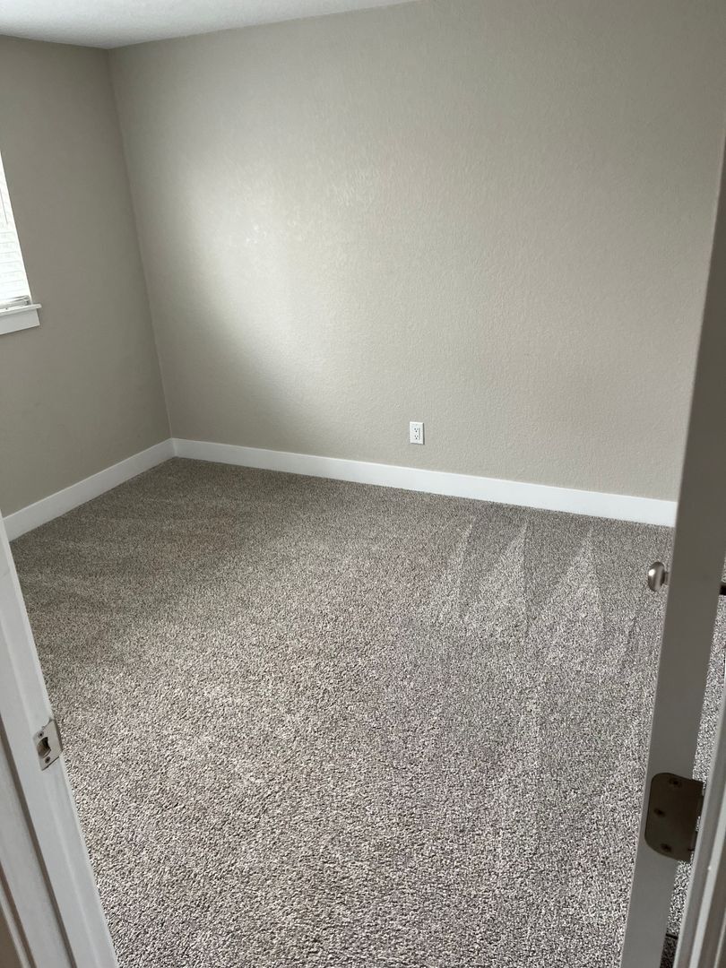 Building Photo - 1602 Garfield Ave