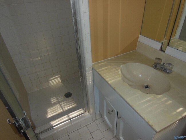 Building Photo - 1725 Millican Pl NW