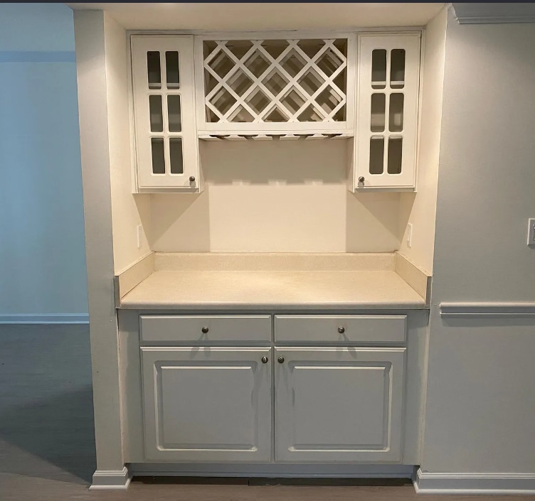 Building Photo - 3615 Essex Ave