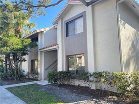 Building Photo - 3212 Coral Lake Ln